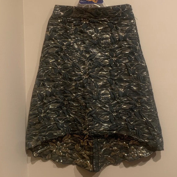 Dresses & Skirts - NWOT Gold Texture Black Floral High Low Midi Skirt